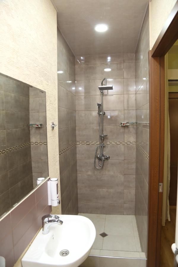 Отель Atlant Hotel Тбилиси